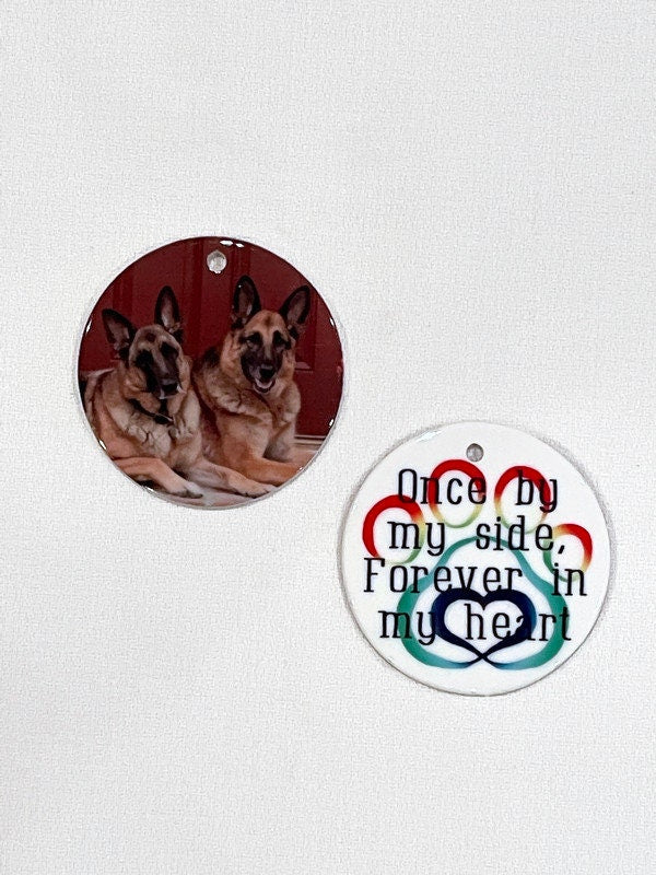 Pet ornament memorial